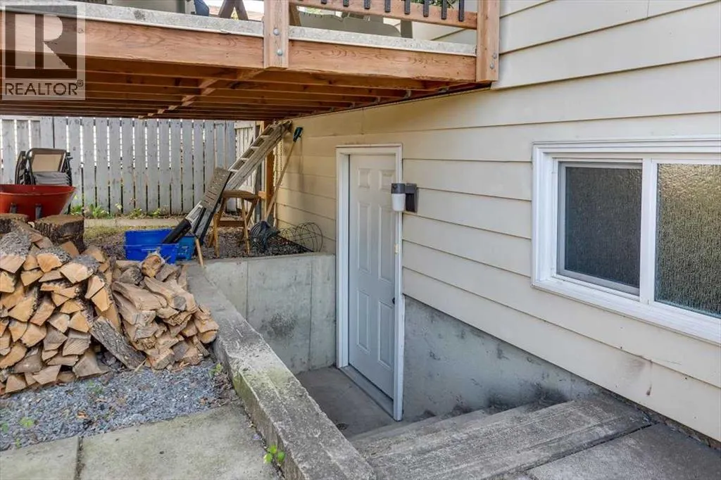 96 CARPENTER Street