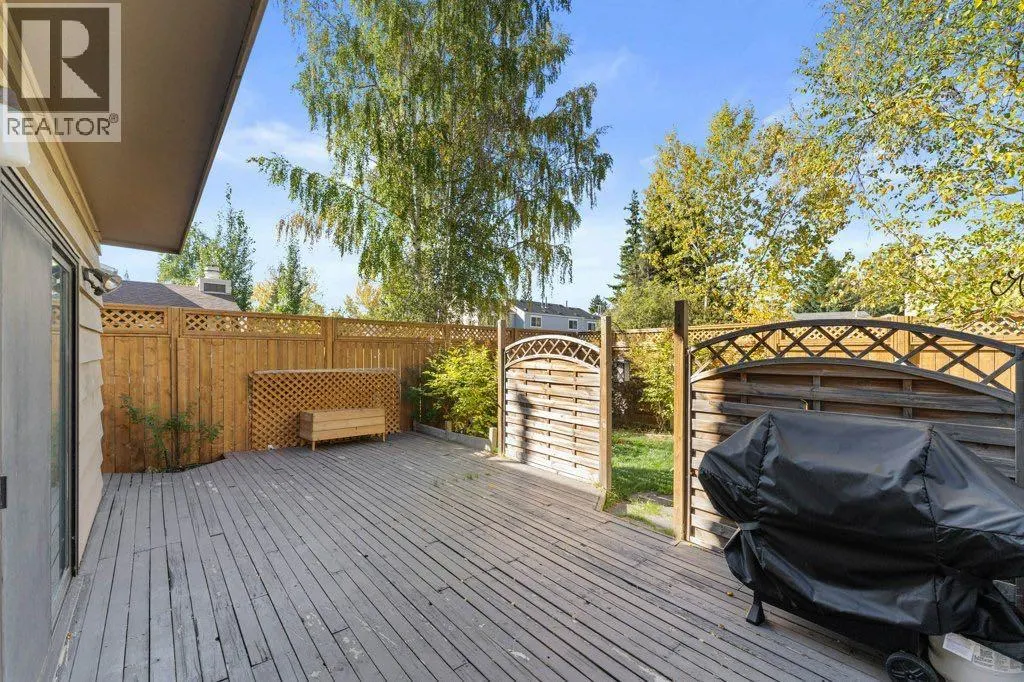 47 Woodmont Way SW