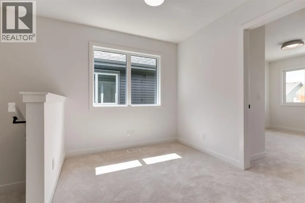 146 Belvedere Crescent SE