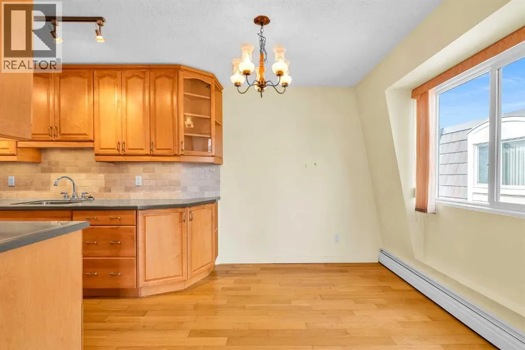 301, 508 Cedar Crescent SW