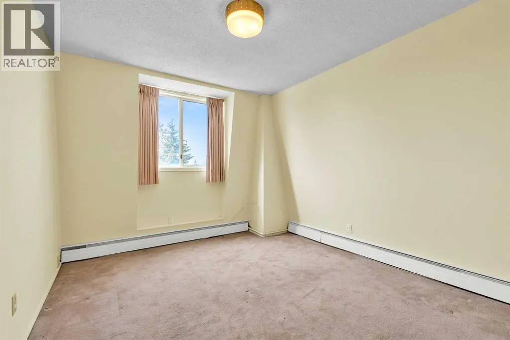 301, 508 Cedar Crescent SW