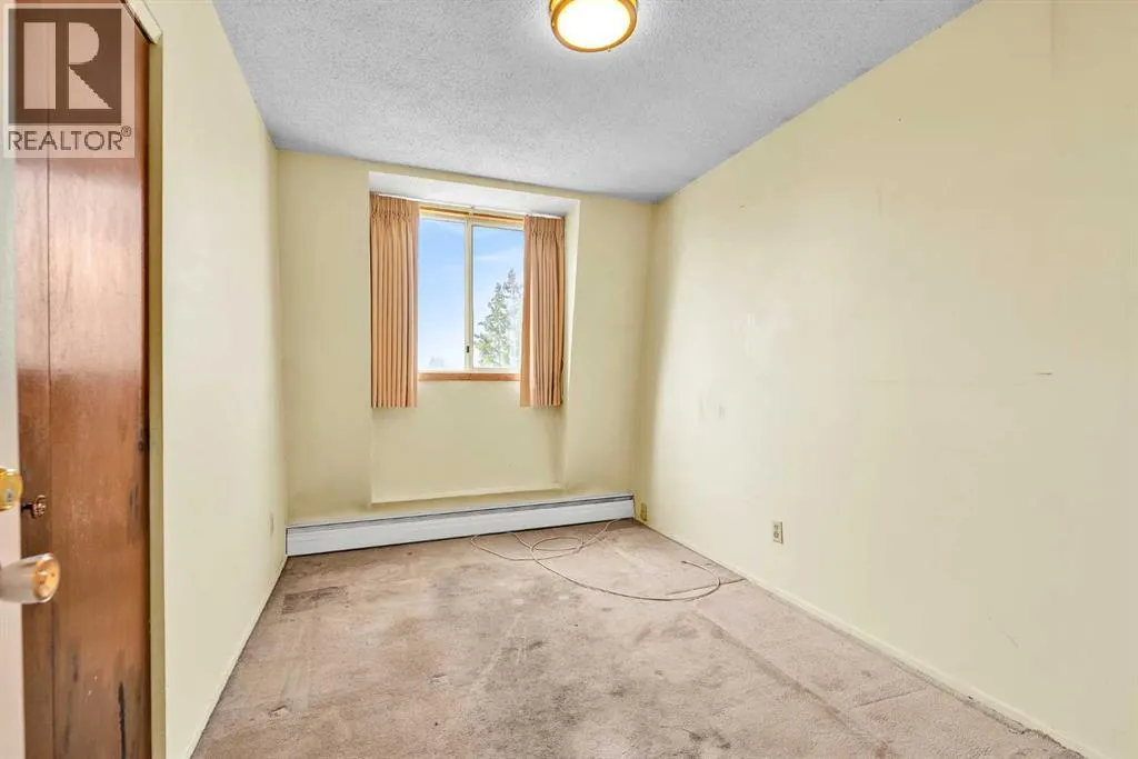 301, 508 Cedar Crescent SW