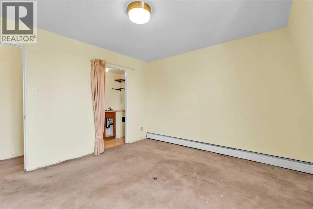 301, 508 Cedar Crescent SW