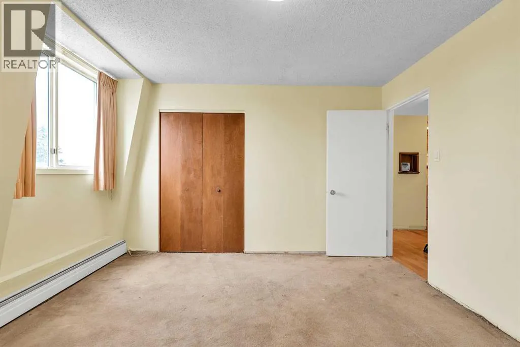 301, 508 Cedar Crescent SW