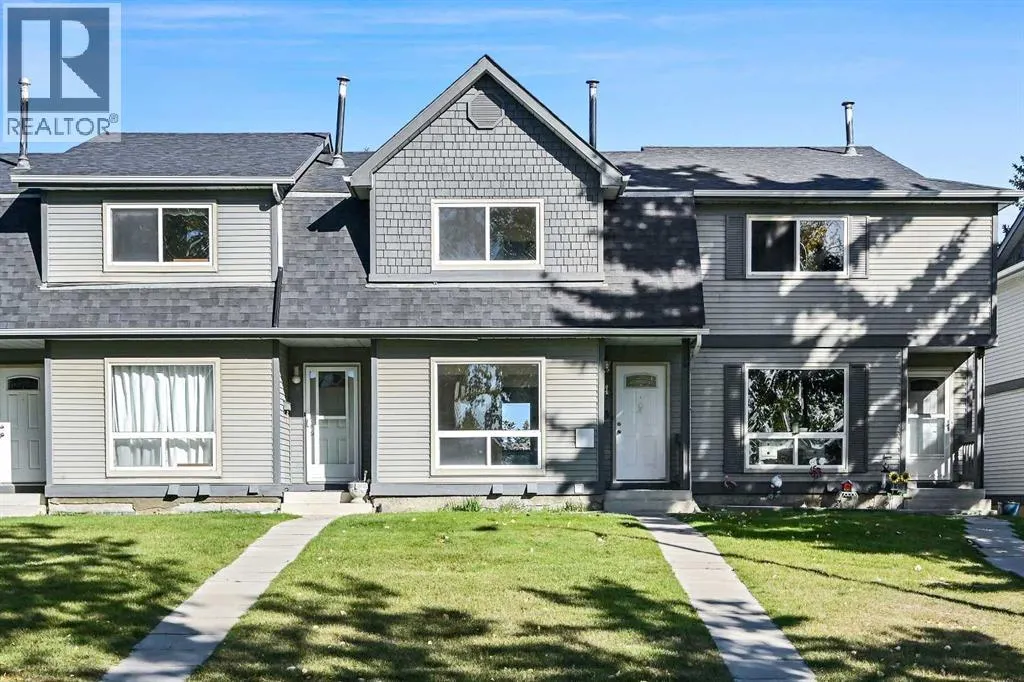 4, 220 Erin Mount Crescent SE