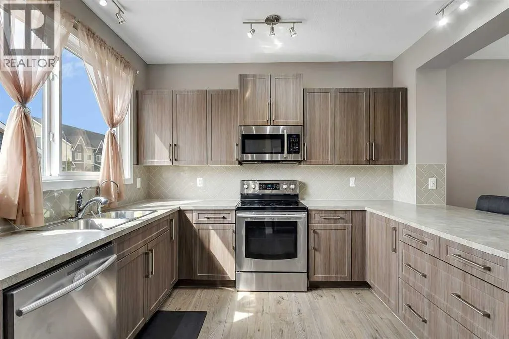 124 Red Embers Crescent NE