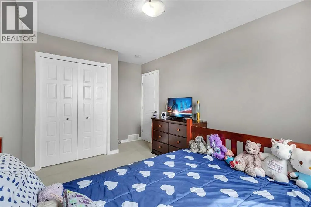 124 Red Embers Crescent NE