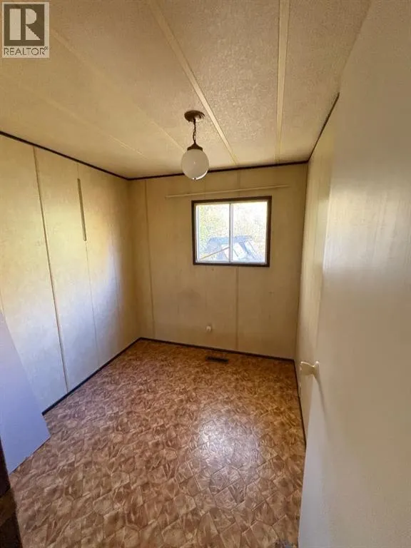 835017B Range Road 232