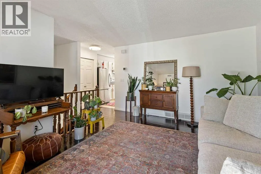 49 Castlebrook Way NE
