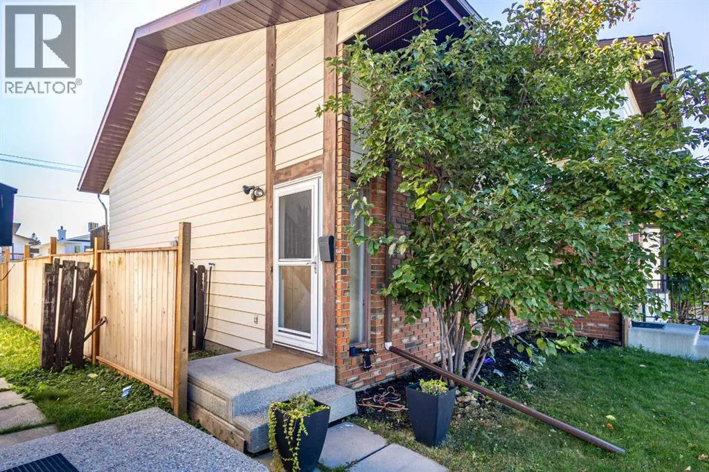 49 Castlebrook Way NE