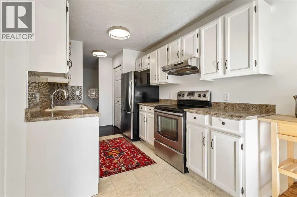49 Castlebrook Way NE