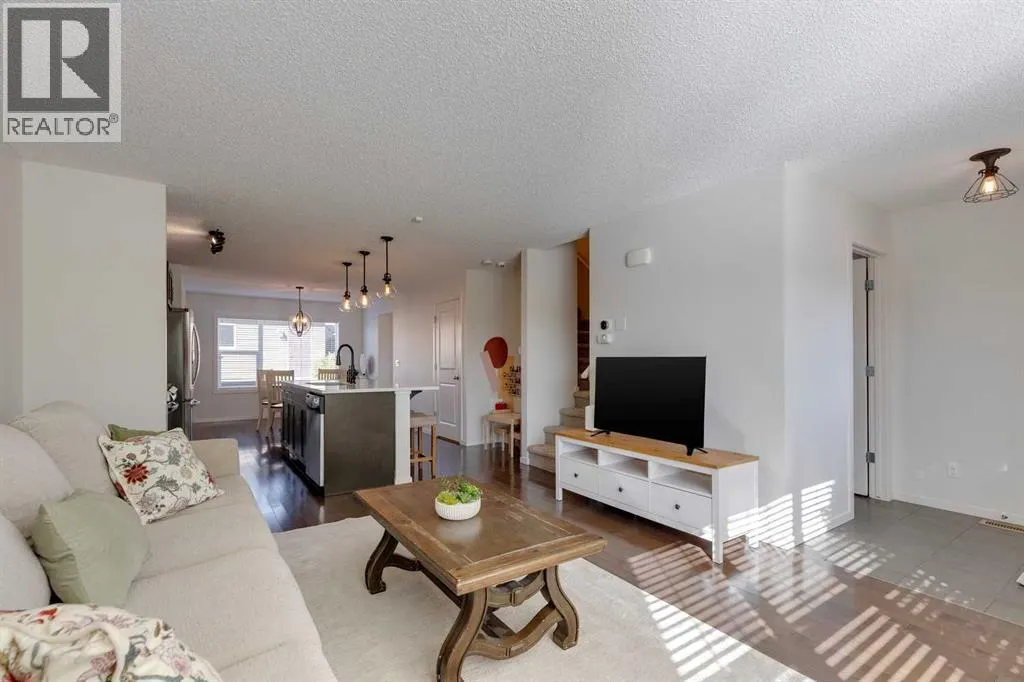 44 Evansborough Common NW