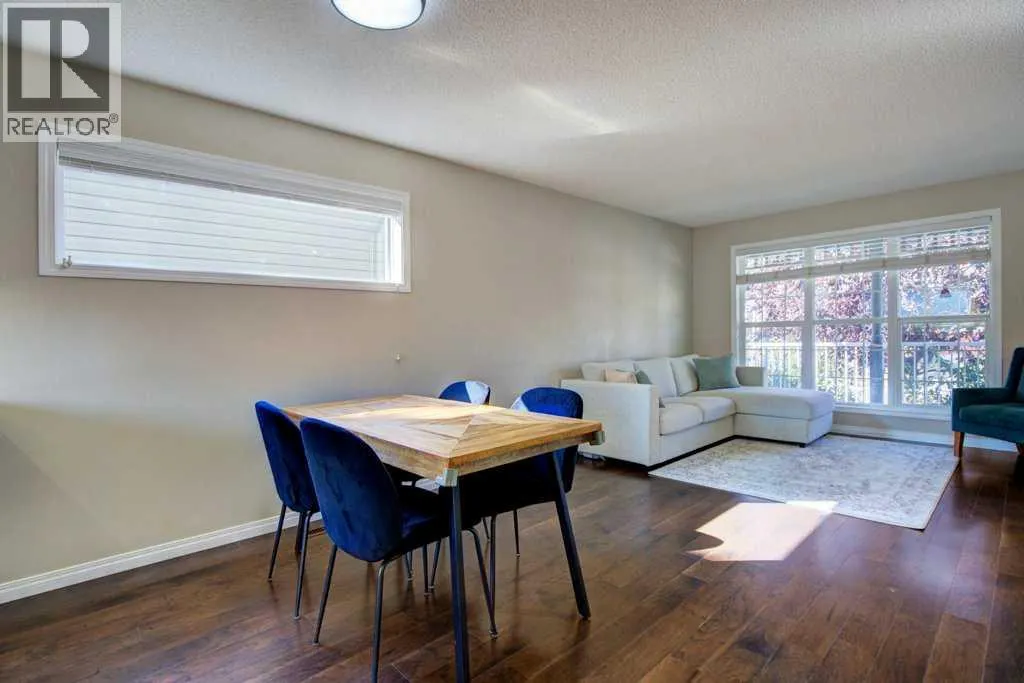 71 Autumn View SE