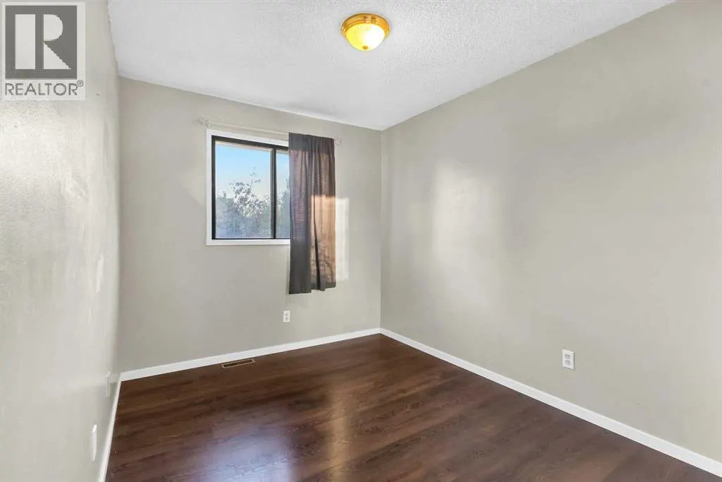 116 Shawmeadows Crescent SW