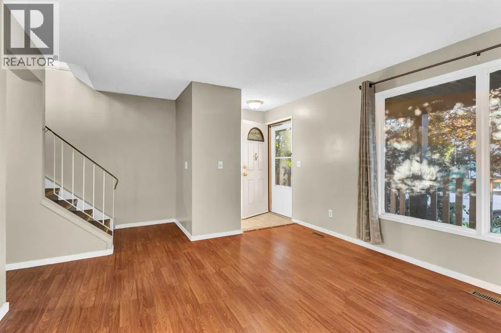 116 Shawmeadows Crescent SW