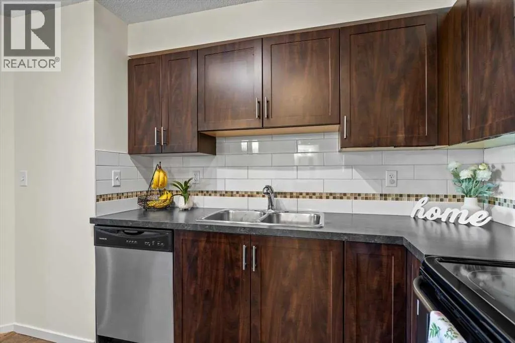 4104, 279 Copperpond Common SE