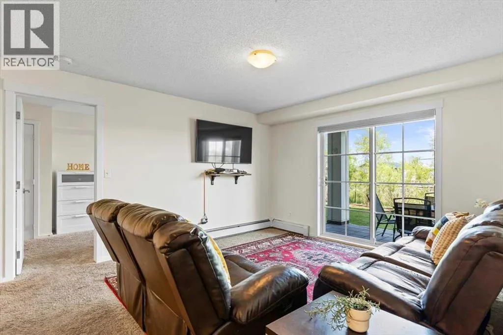4104, 279 Copperpond Common SE