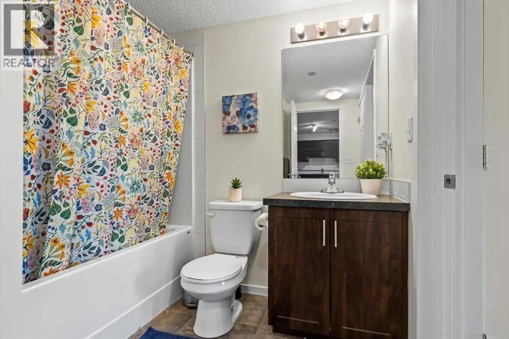 4104, 279 Copperpond Common SE