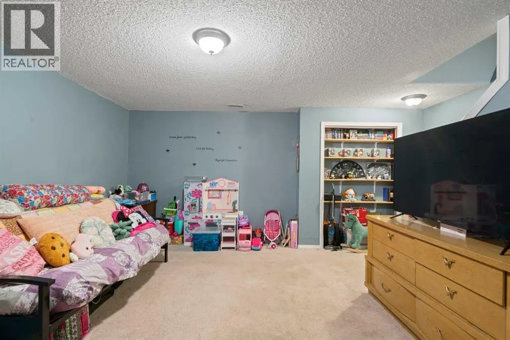 25 Elgin Meadows View SE