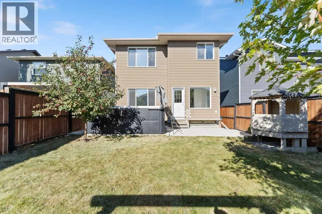 363 Evanspark Gardens NW