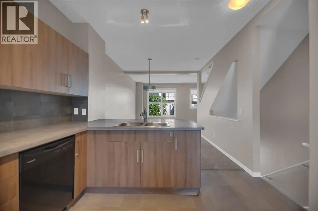 136 New Brighton Point SE