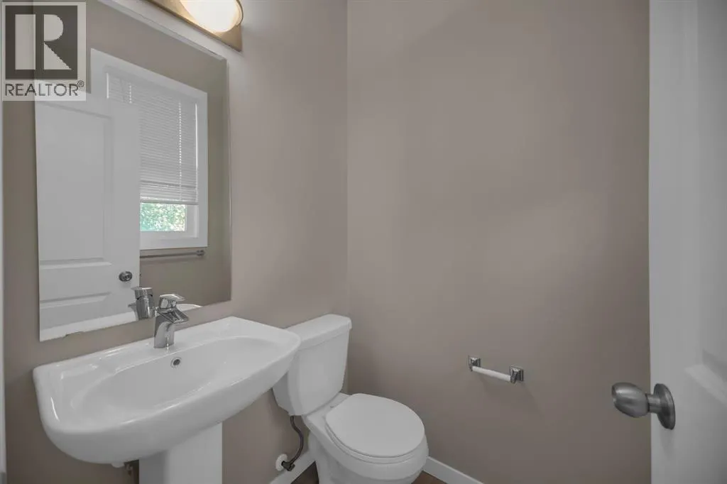 136 New Brighton Point SE