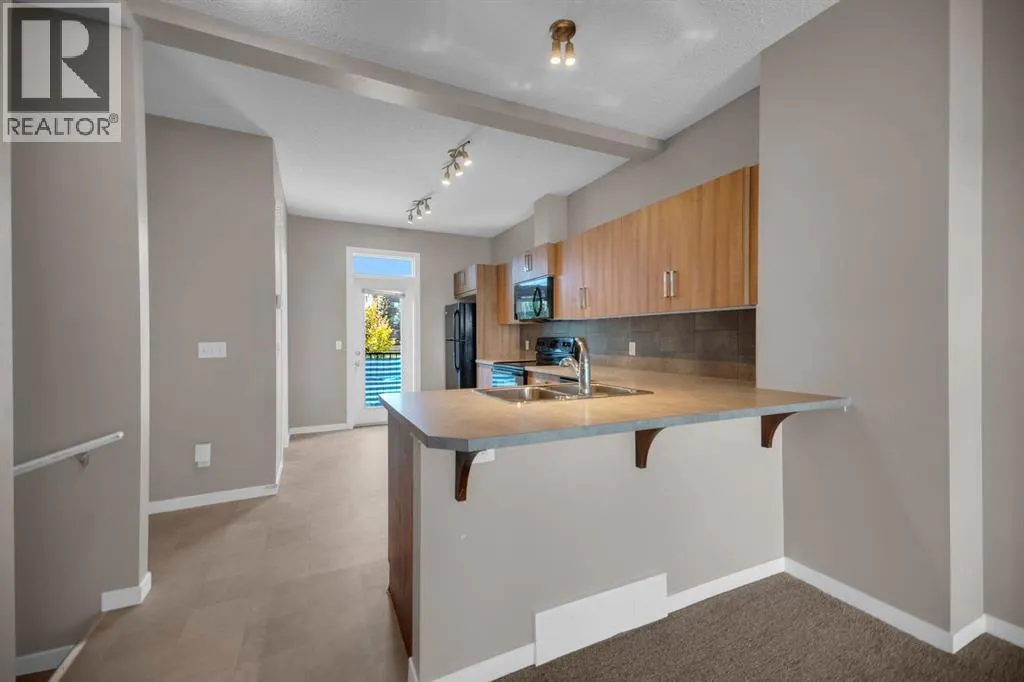 136 New Brighton Point SE