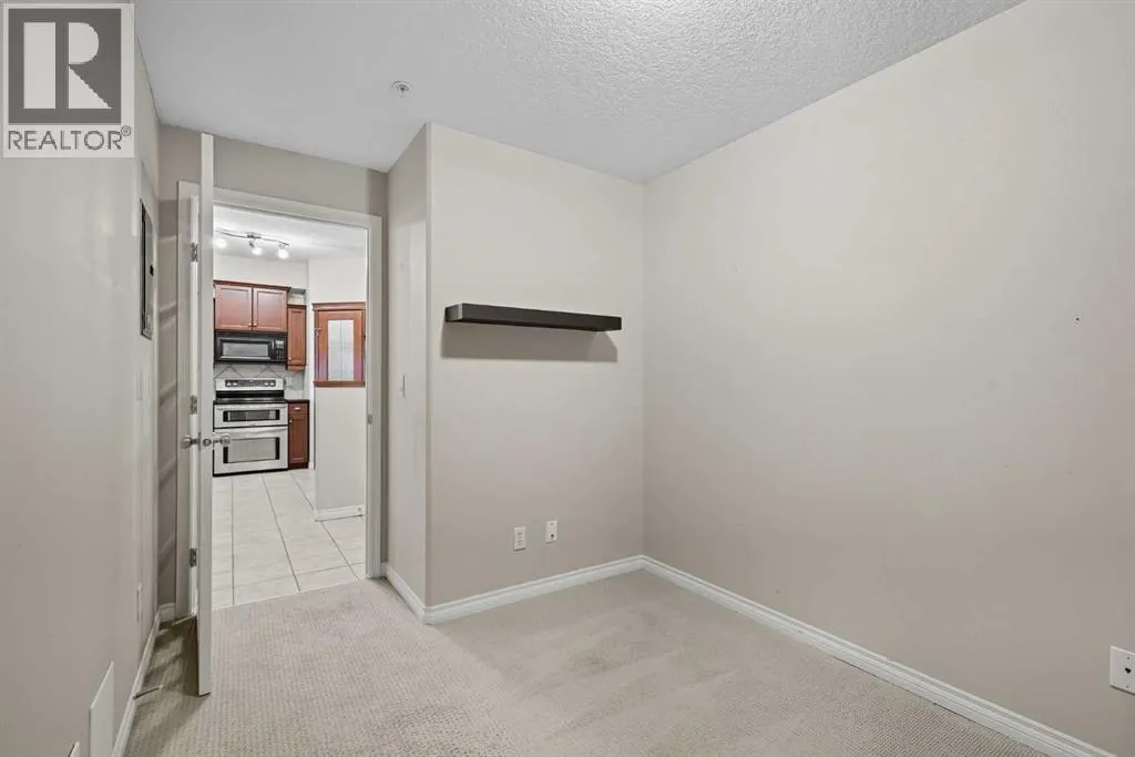 240, 30 Sierra Morena Landing SW