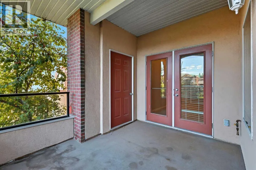 240, 30 Sierra Morena Landing SW