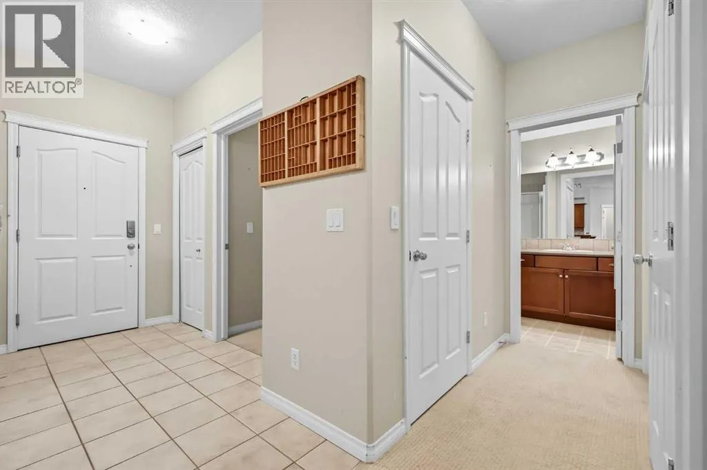 240, 30 Sierra Morena Landing SW