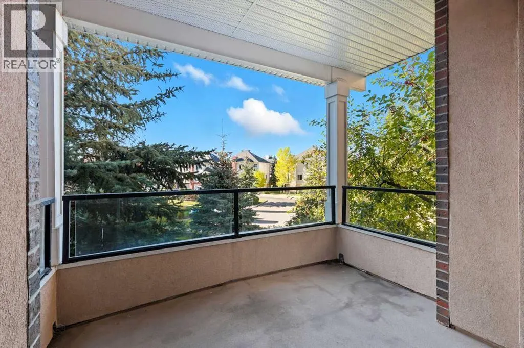 240, 30 Sierra Morena Landing SW
