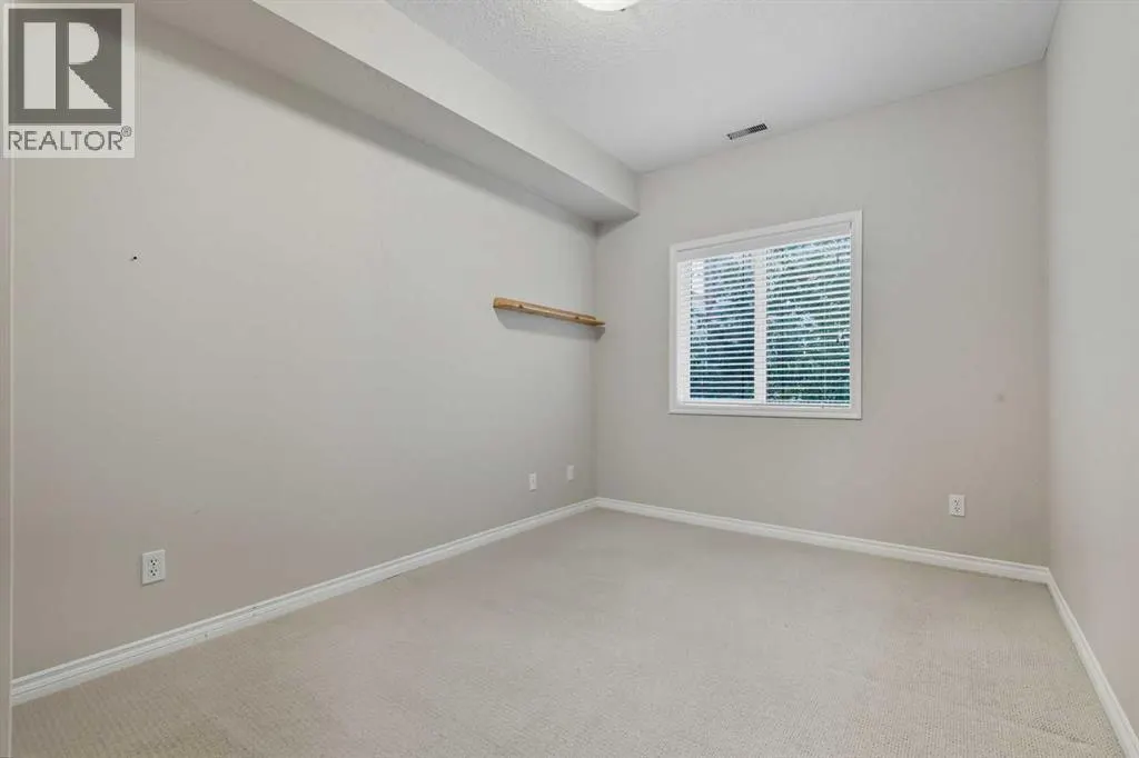240, 30 Sierra Morena Landing SW