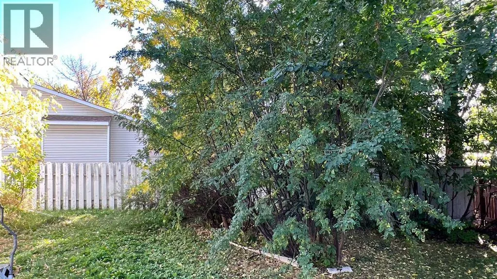32 Deerfield Drive SE