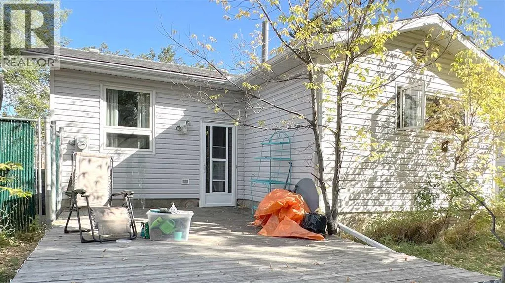 32 Deerfield Drive SE