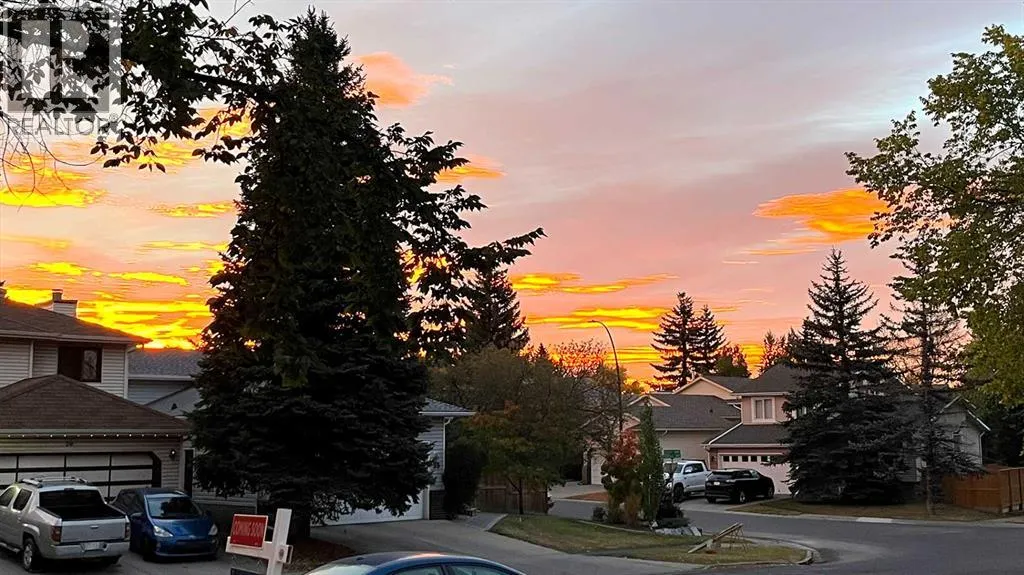 32 Deerfield Drive SE