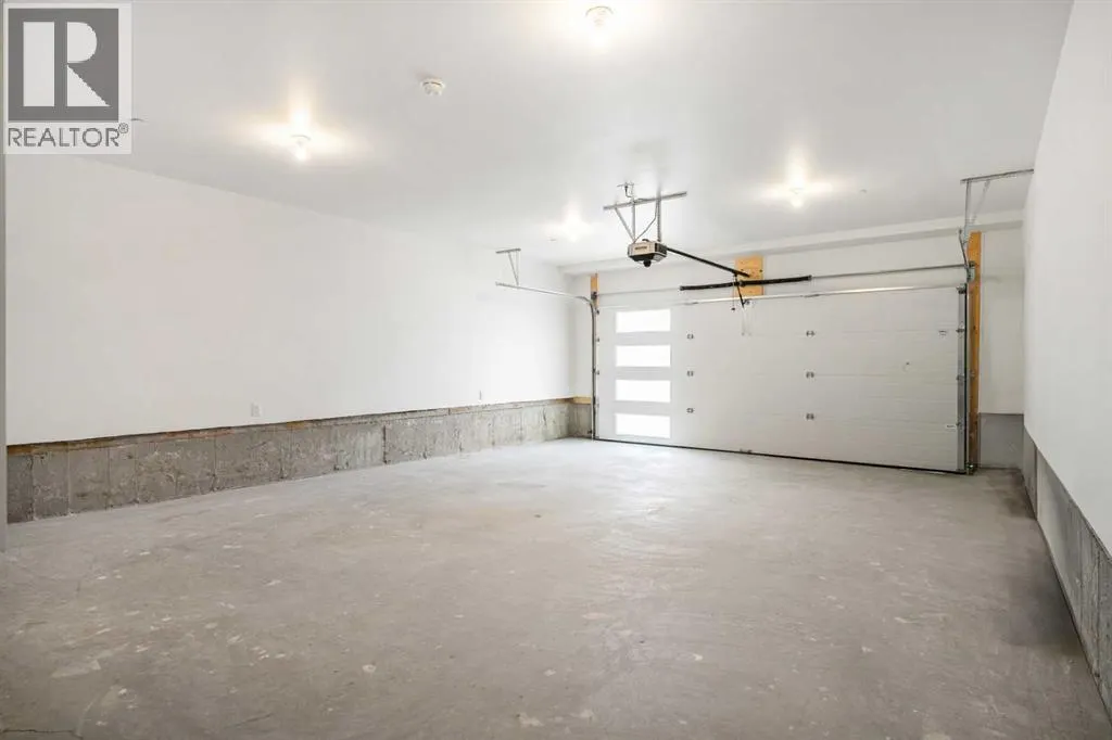 16 Greenwich Heath NW