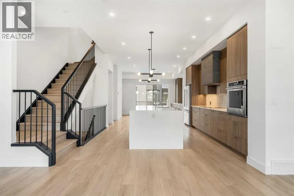 16 Greenwich Heath NW