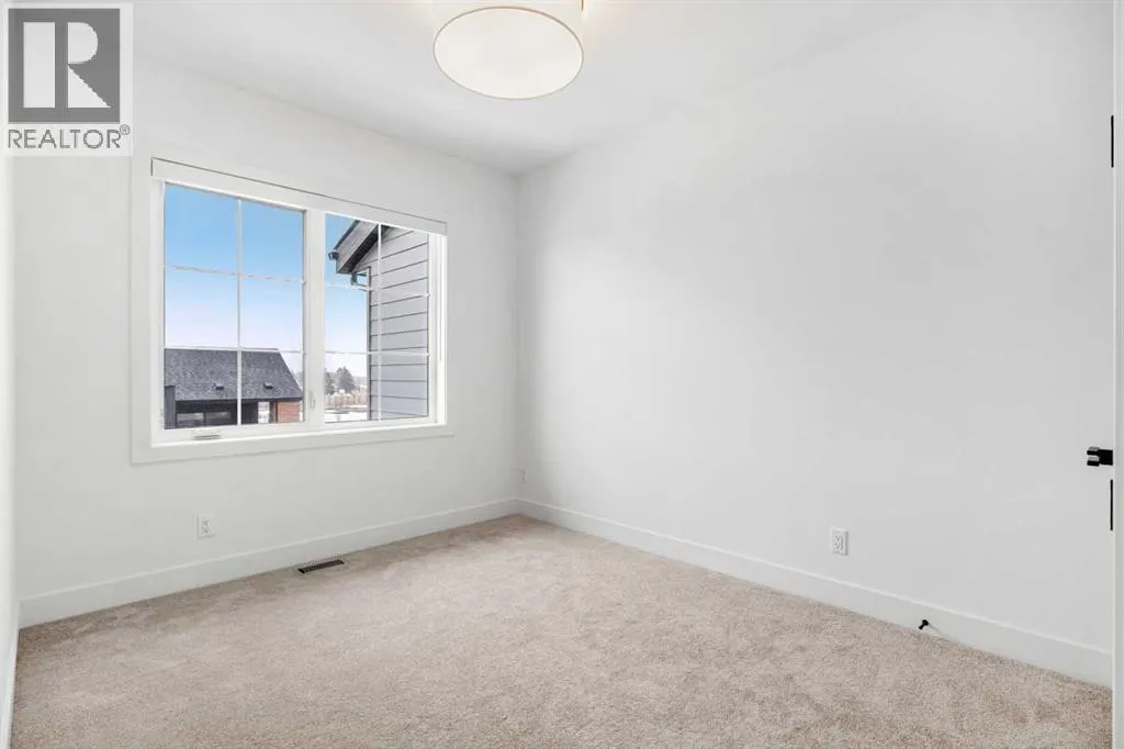 16 Greenwich Heath NW