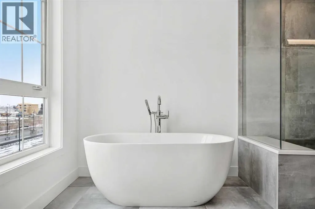 16 Greenwich Heath NW