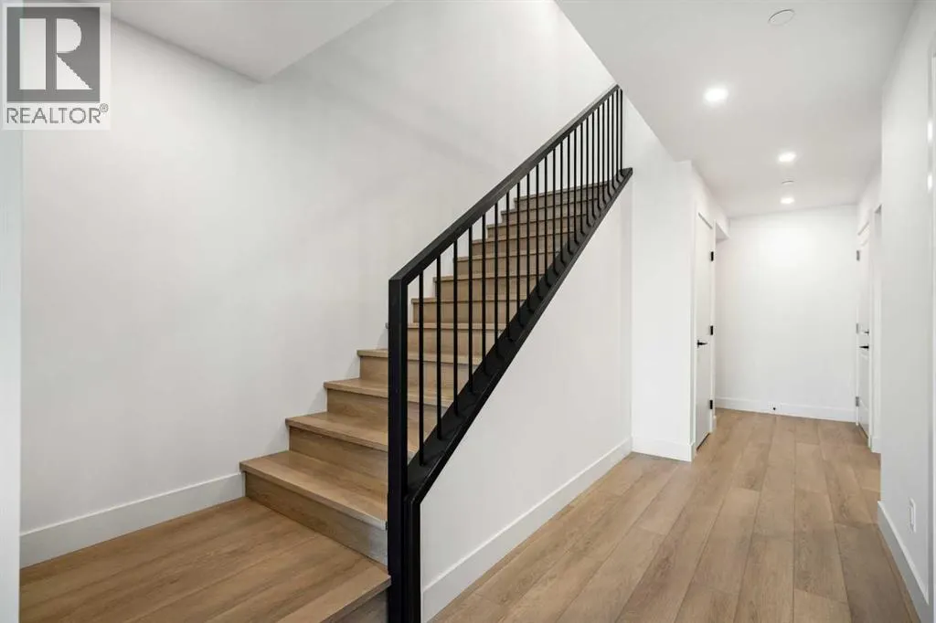 16 Greenwich Heath NW