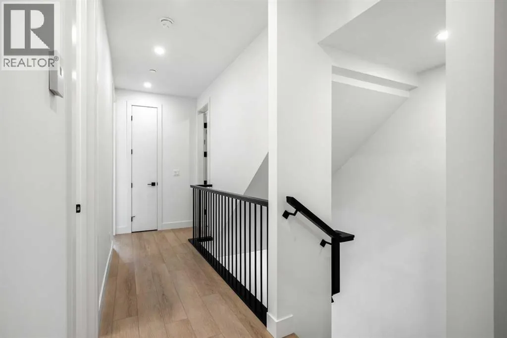 16 Greenwich Heath NW