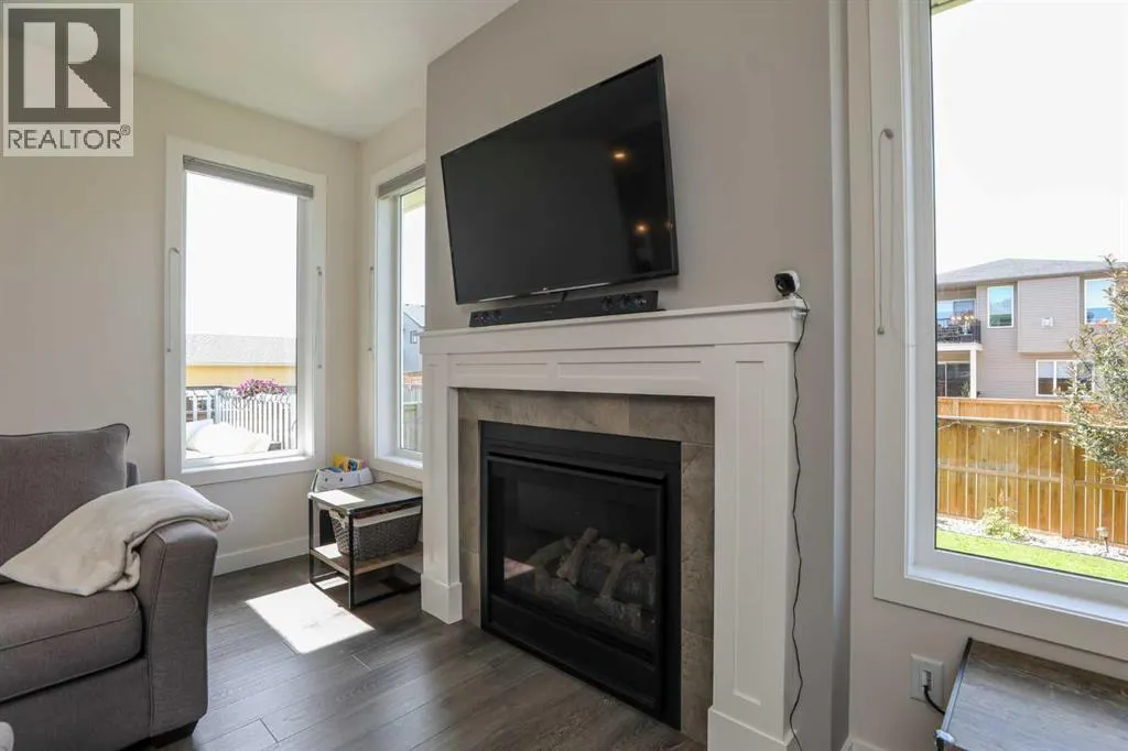 100 Riverhurst Cove W