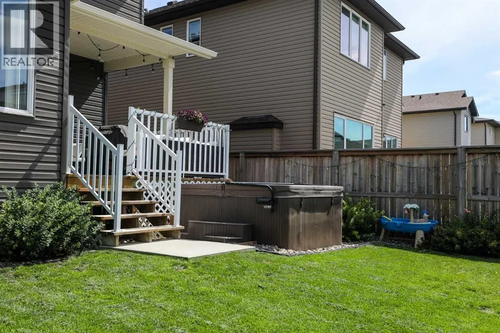 100 Riverhurst Cove W