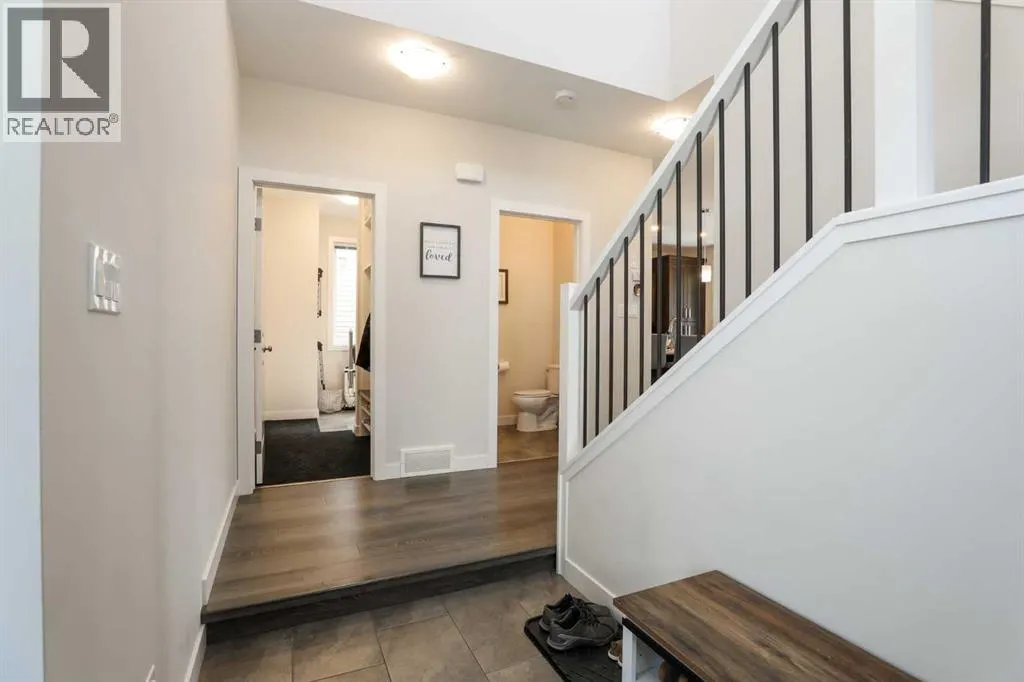 100 Riverhurst Cove W