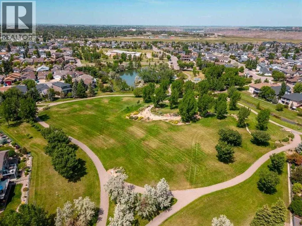 100 Riverhurst Cove W