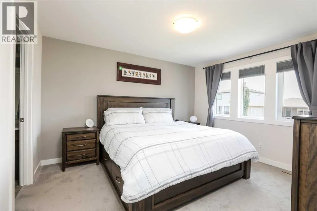 100 Riverhurst Cove W