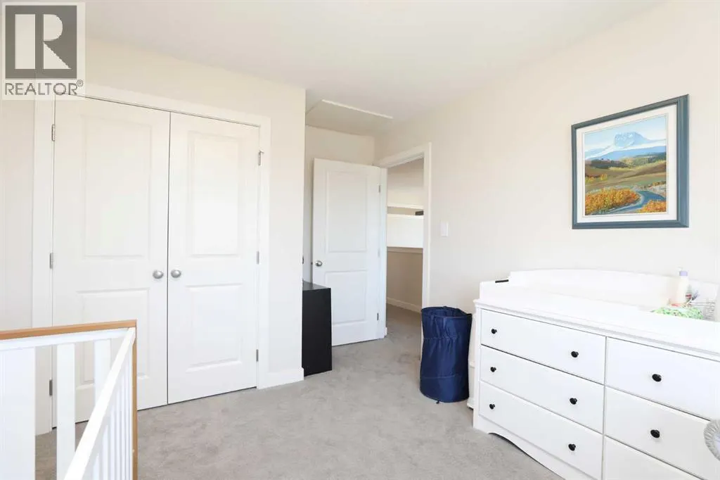 100 Riverhurst Cove W