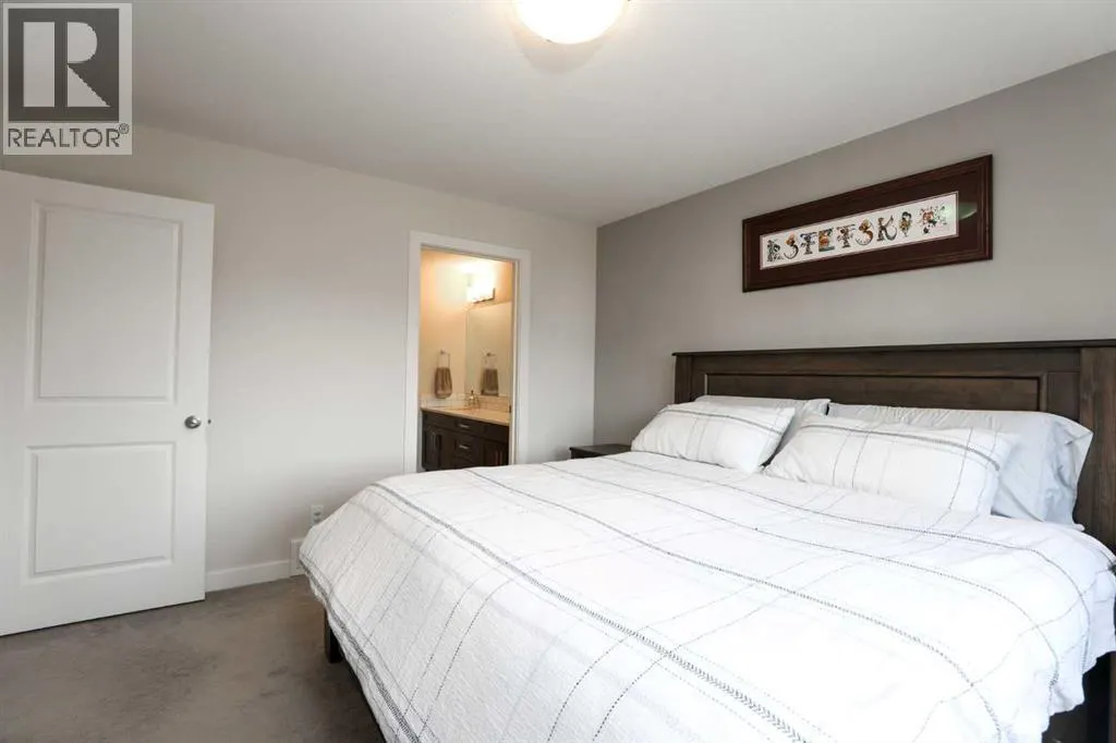 100 Riverhurst Cove W