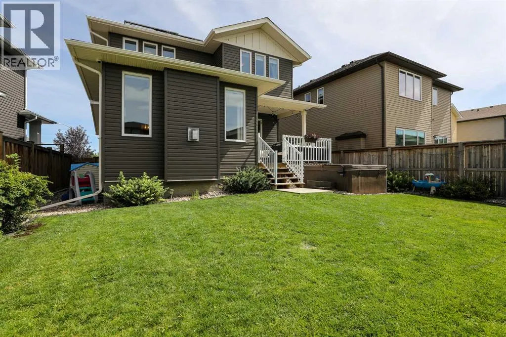 100 Riverhurst Cove W