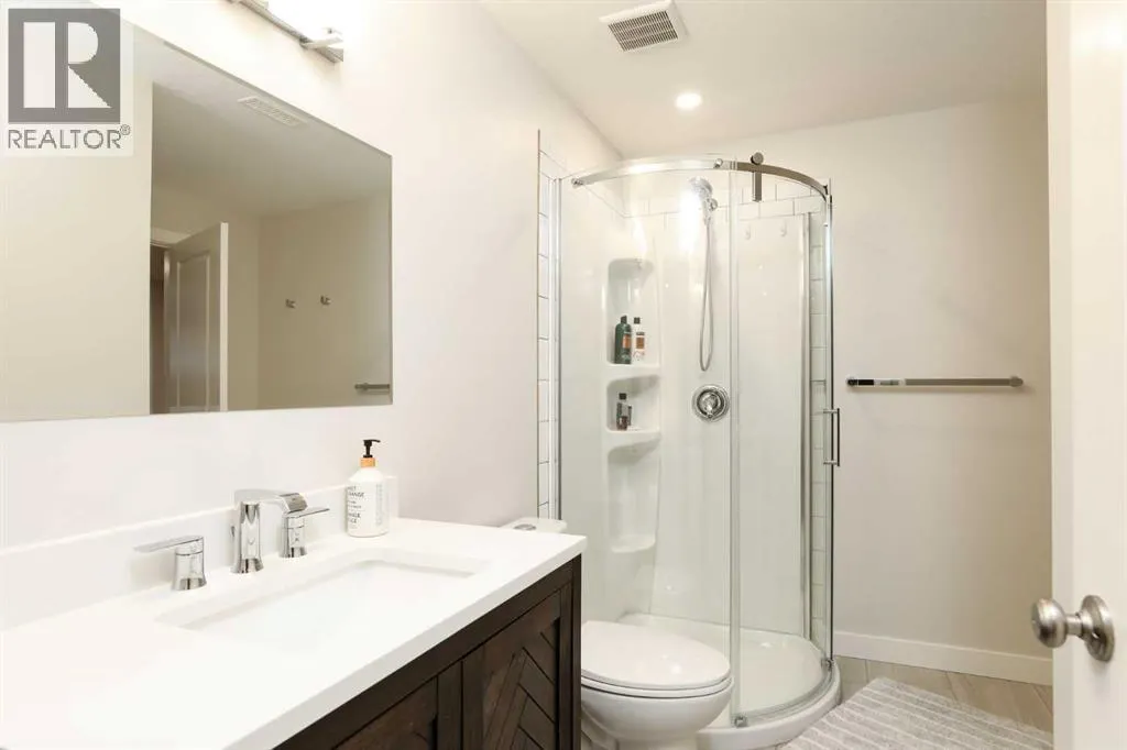 100 Riverhurst Cove W